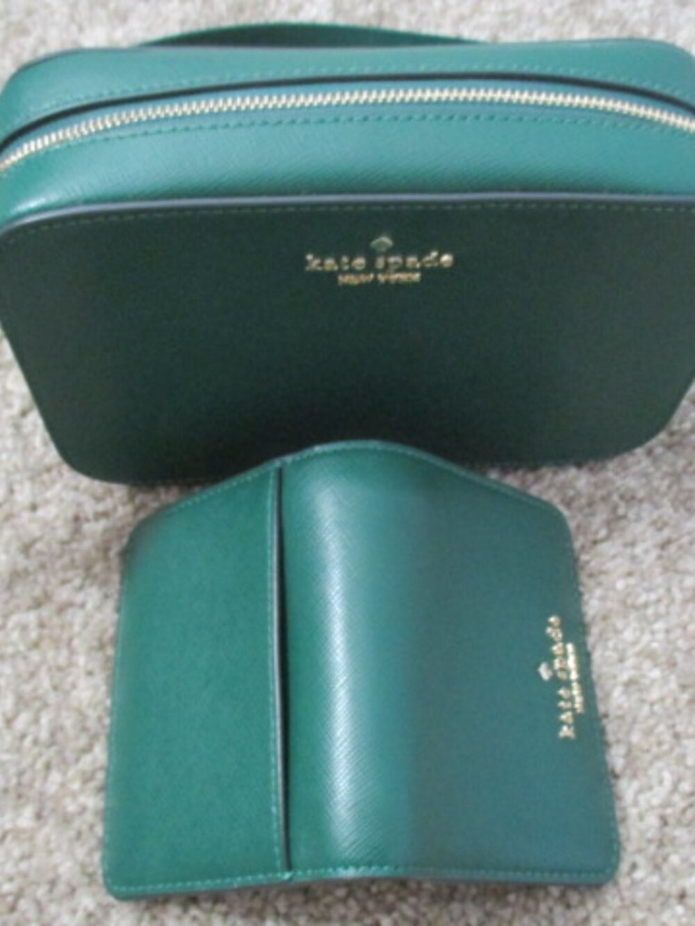 Authentic KATE SPADE NY Green Handbag Purse Pocketbook Crossbody with Wallet